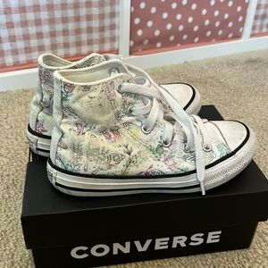 Converse Shoes Size 13